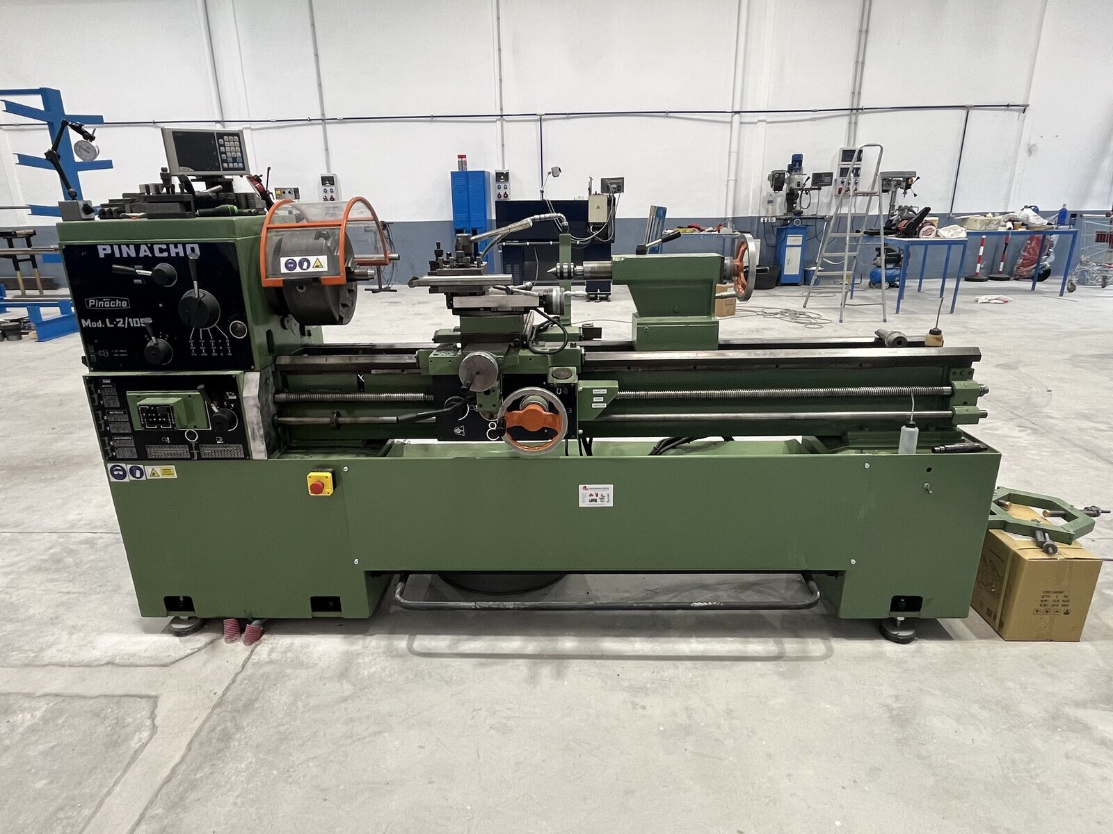 Torno paralelo Pinacho L-2/105